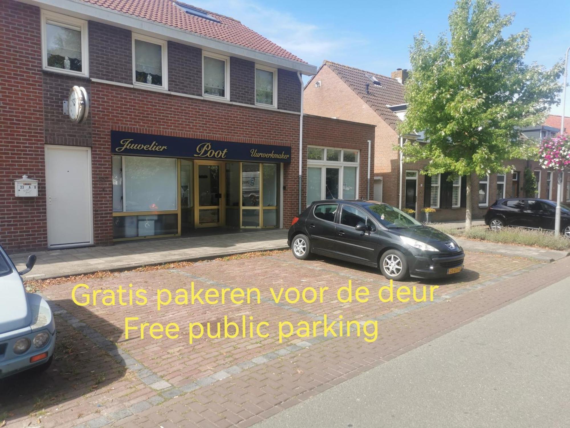 Yerseke Maarten & Hanh Luaran gambar